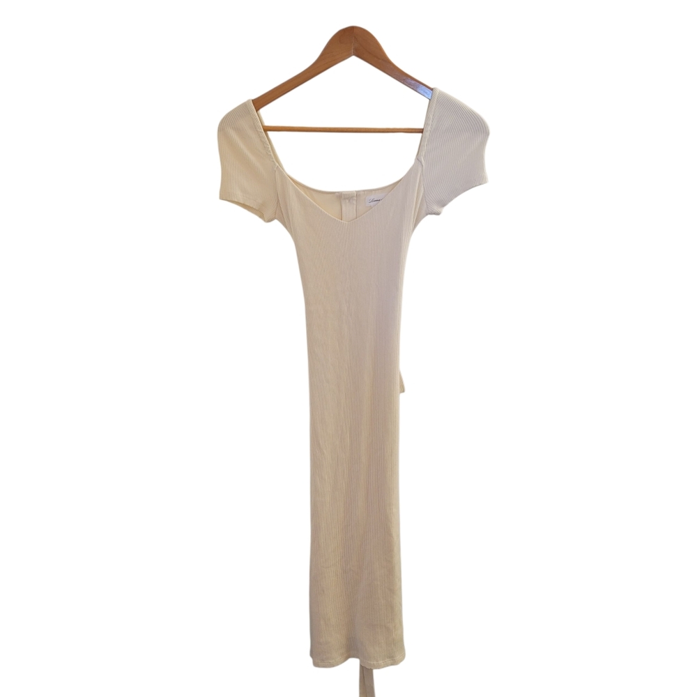 NWOT Lovers + Friends Cream Ribbed Button Down Midi Dress